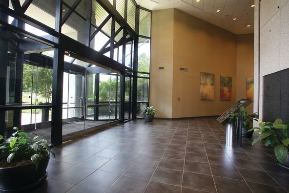 Germantown Park - Oak Ridge: 8000 Centerview Pkwy, Cordova, TN 38018